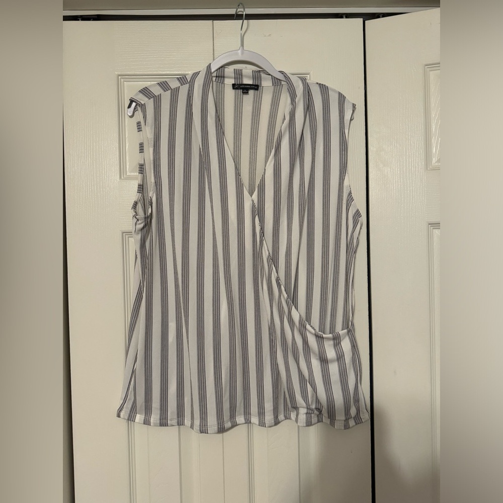 Adrianna Papell striped blouse/shell, size XL